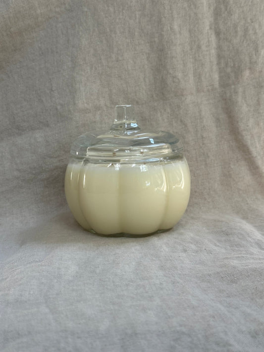 WHITE PUMPKIN GLASS PUMPKIN CANDLE, DOUBLE WICK
